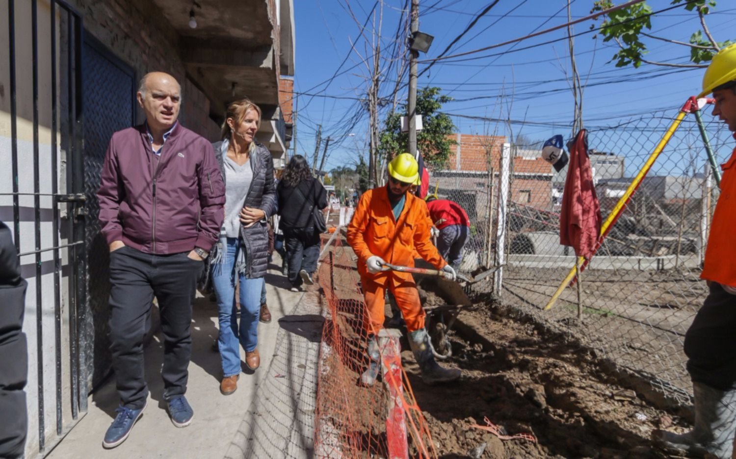 Grindetti y Klemensiewicz recorrieron obras de hábitat en Lanús