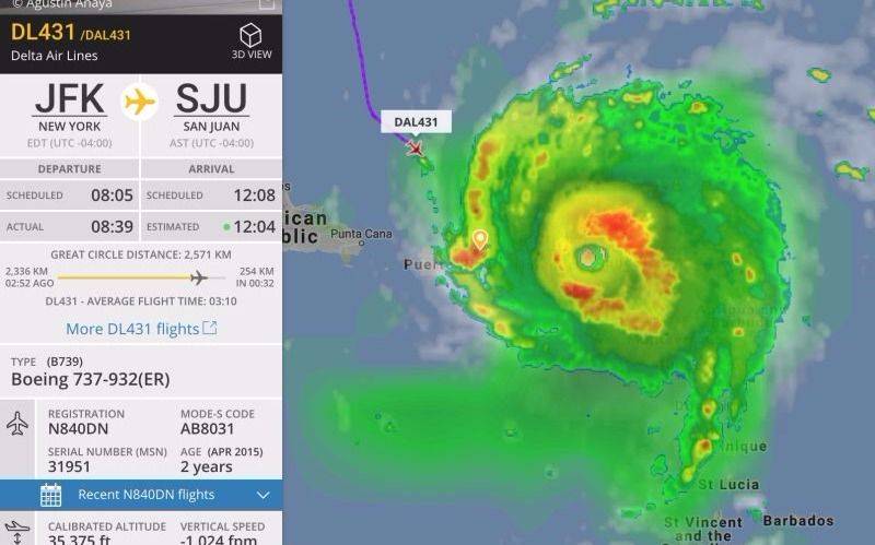 Un avión de pasajeros desafió al huracán y cumplió su vuelo con siete minutos de antelación
