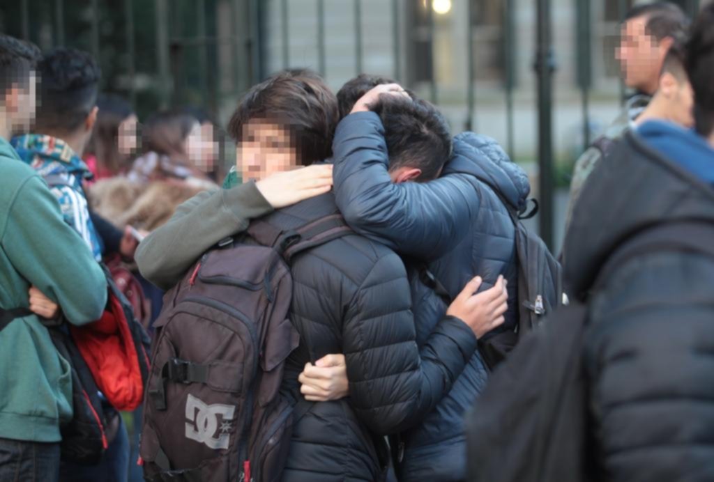 A un mes de la muerte de Lara, la Justicia avanza y el colegio busca retomar su rumbo