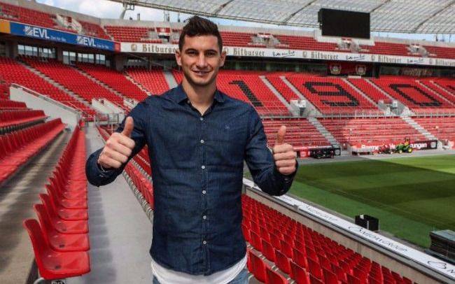 Alario: River actuará contra el Leverkusen y el representante