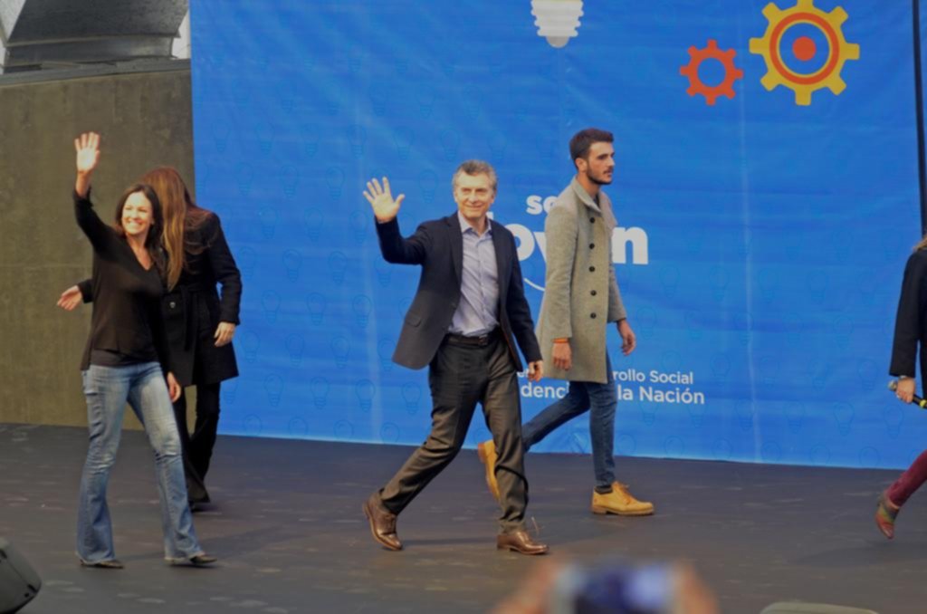 Lejos del caso Maldonado, el Presidente elogió su gestión