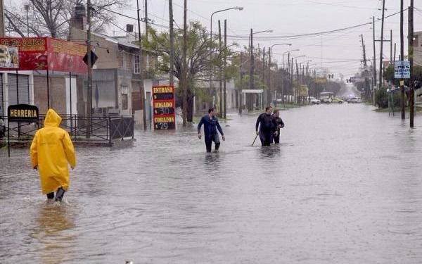 Todavía hay más de 70 evacuados por las inundaciones en la provincia de Buenos Aires