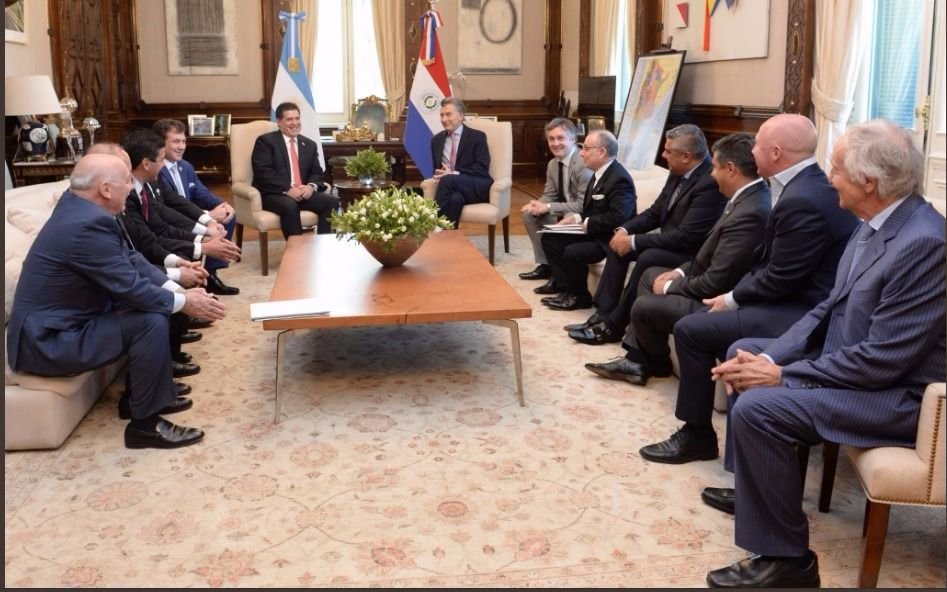 Macri se reunió con el presidente de Paraguay por el Mundial 2030