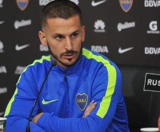 Benedetto sufre un golpe, pero aseguran que podrá jugar