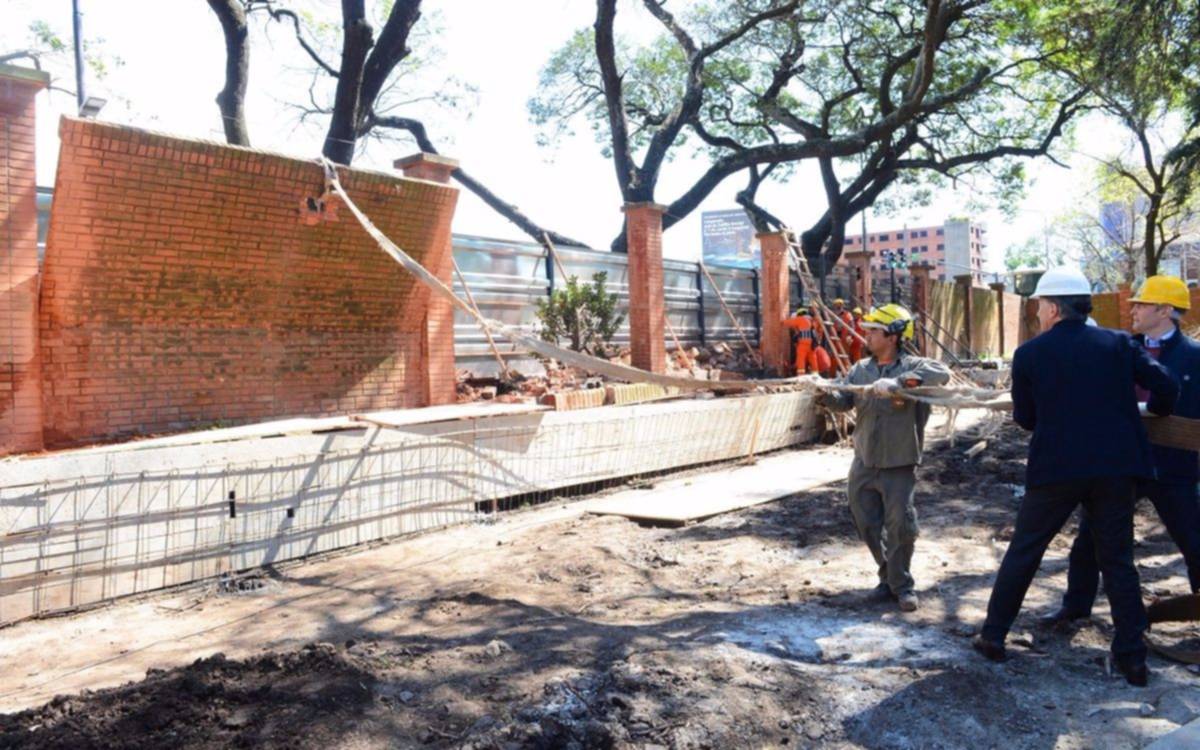 Macri supervisó obras de remodelación del Paseo de la República en Olivos 