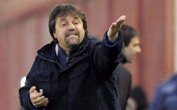 Un Caruso Lombardi auténtico: "Nos patean un drone y entra al arco"