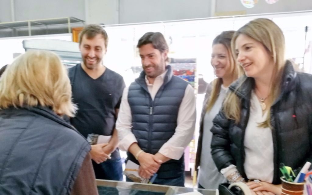 Salvai: "Hoy estamos veinte mil votos abajo y tenemos que remontar"