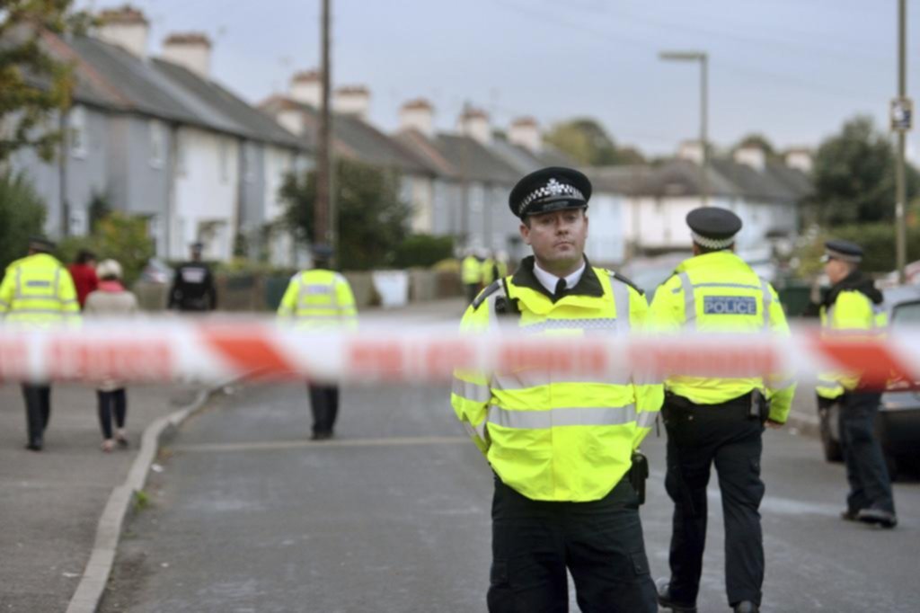 Londres sigue en vilo, pese al arresto del presunto autor del atentado al subte