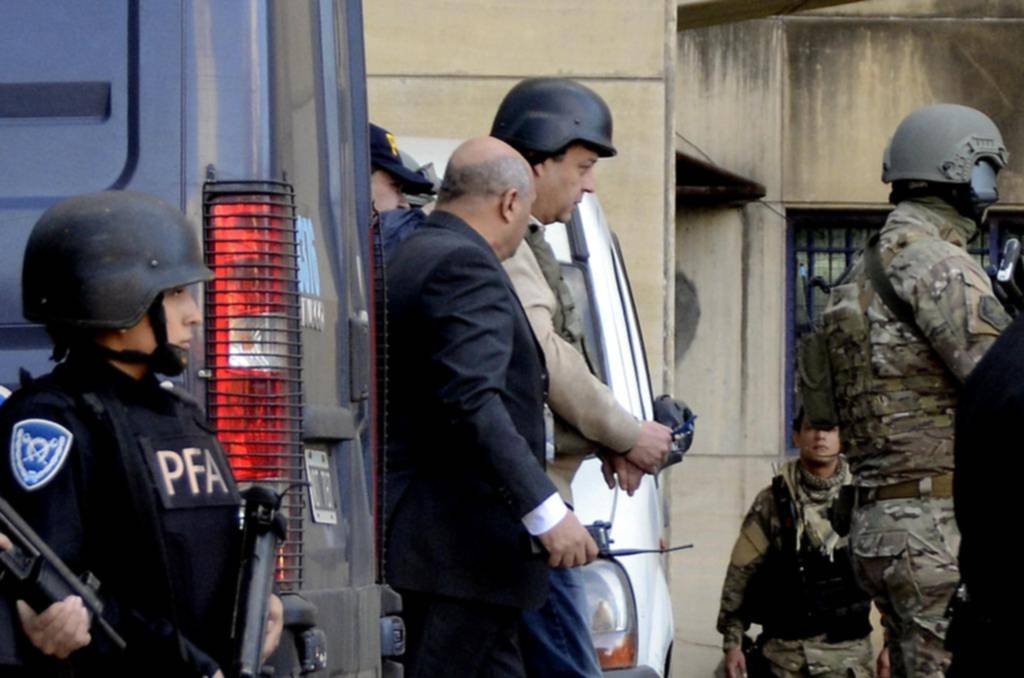 Denuncian que Cristina no declaró plazos fijos ante la AFIP