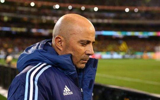 Sampaoli piensa en cuatro jugadores de Boca para jugar en la Bombonera