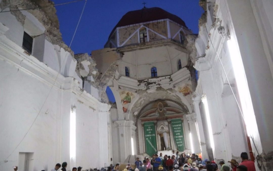 Una iglesia se derrumbó en plena ceremonia