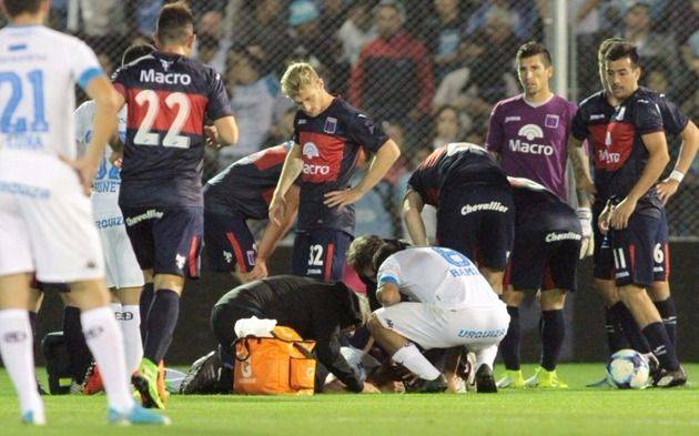 VIDEO: el fuerte choque en el partido Tigre-Belgrano que terminó con fractura de pómulo