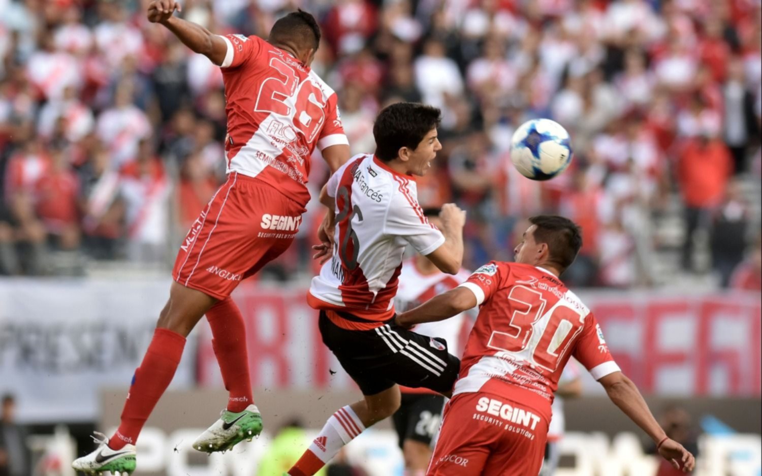 River y Argentinos empataron en el Monumental