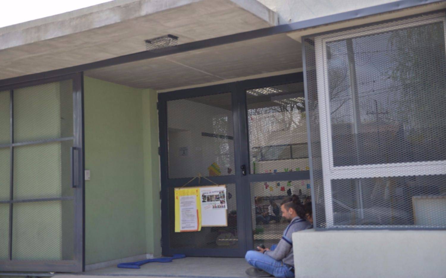 Un jardín maternal de Los Hornos fue víctima de la delincuencia