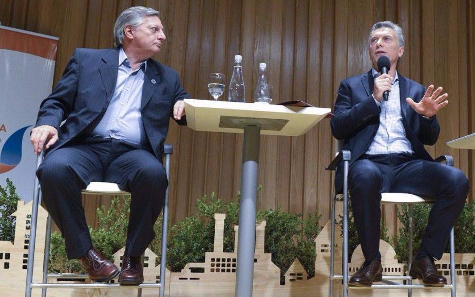 El Gobierno libera los precios de los combustibles a partir de octubre 