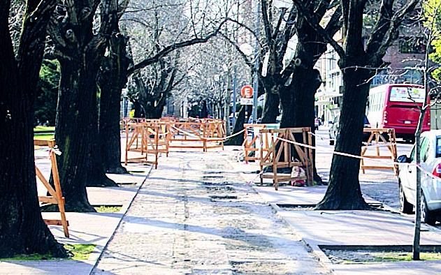 Comenzaron los arreglos en la plaza San Martín