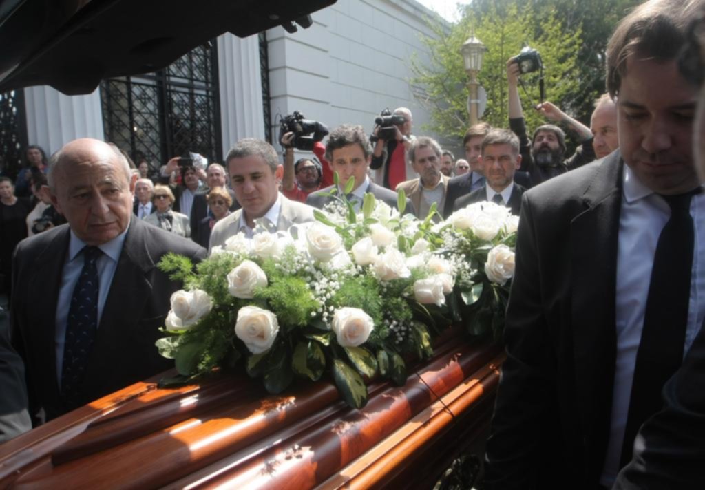 “Fue una perseguida”, dijo el hijo de María Julia en el último adiós