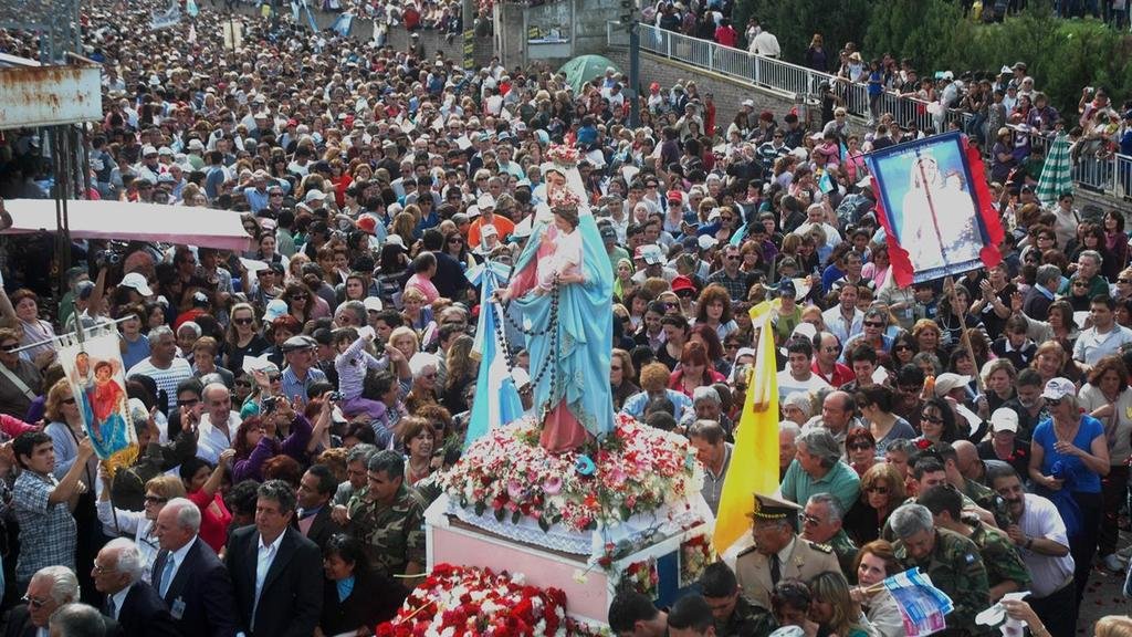Una multitud en San Nicolás honró a la Virgen en su 34º aniversario