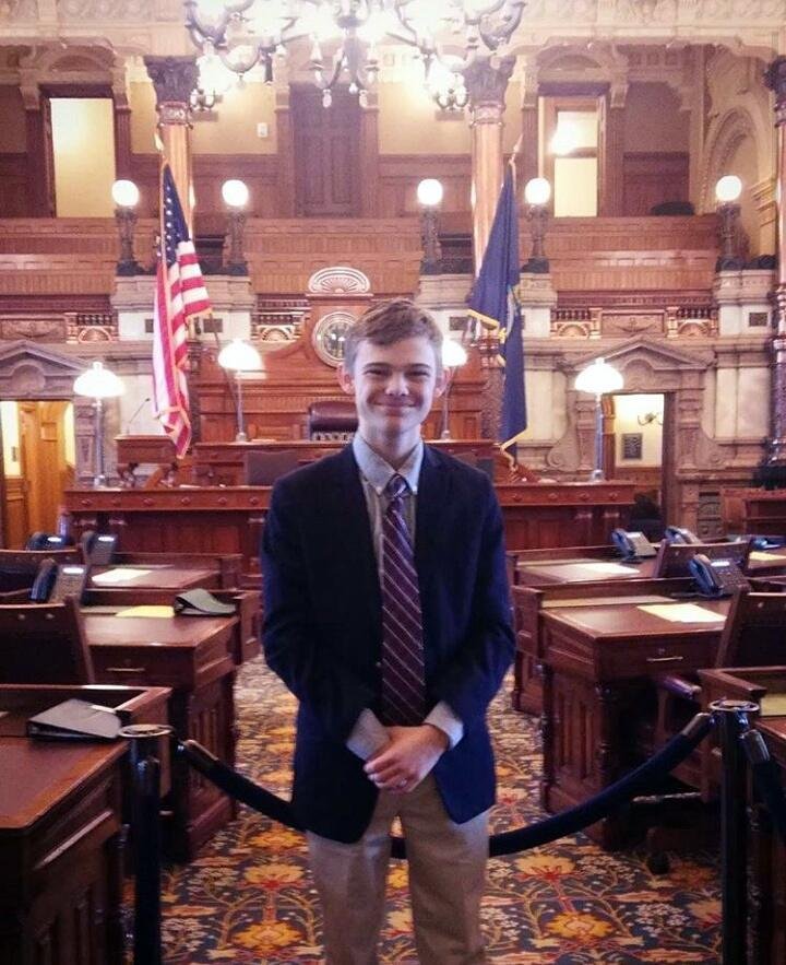 Están en el secundario y aspiran a llegar a la gobernación en Kansas