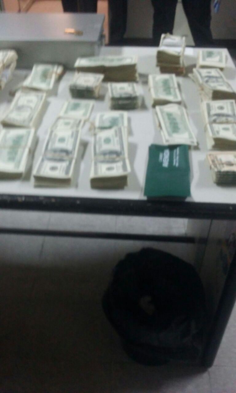 Incautan cajas de seguridad