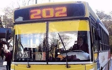 Cambios a partir de hoy en paradas de micros de la Línea 202 en el Centro