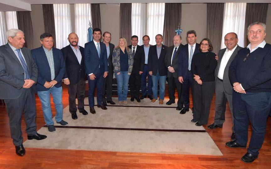 Tras las elecciones, Macri convocará a los gobernadores para tratar el Fondo del Conurbano