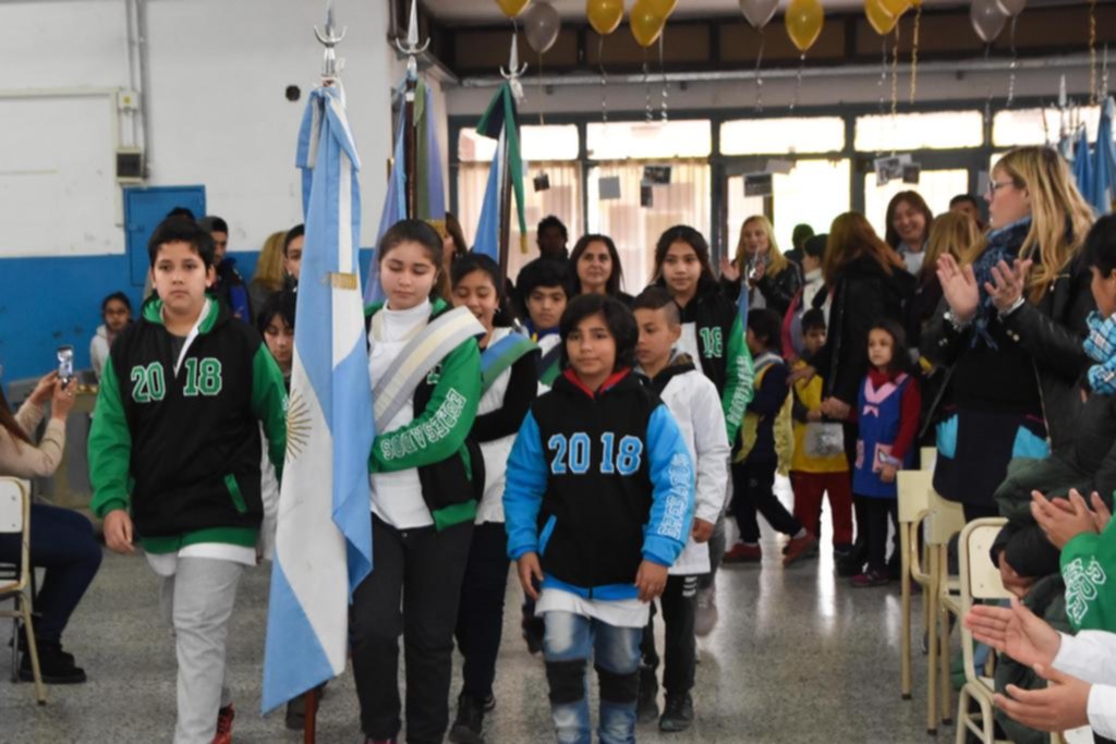 La escuela 14 de Berisso celebró con todo sus 60 años de vida