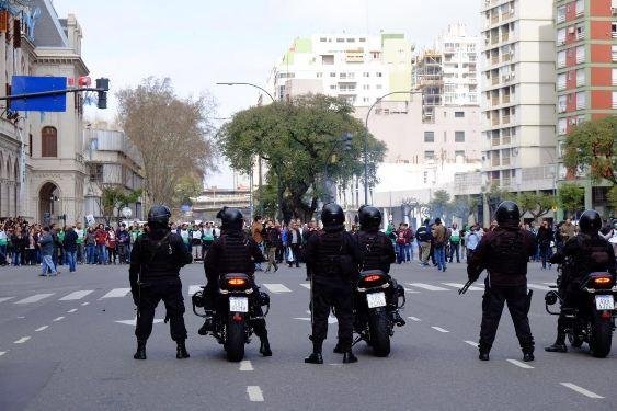 Despidos e incidentes frente al ministerio de Agroindustria nacional