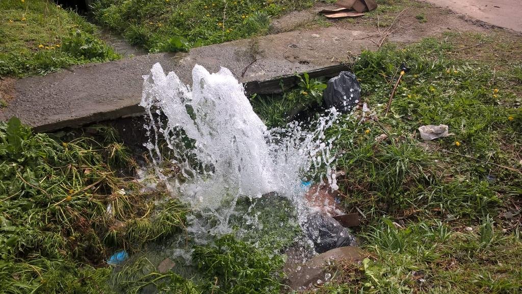 Dos días sin agua por una filtración en San Carlos