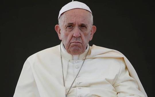 El Vaticano inicia su respuesta a exnuncio que acusó a Francisco de encubrimiento