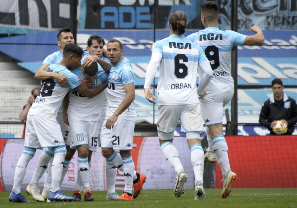 La Academia cambió la cara, tumbó al Central invicto y es el nuevo puntero de la Superliga