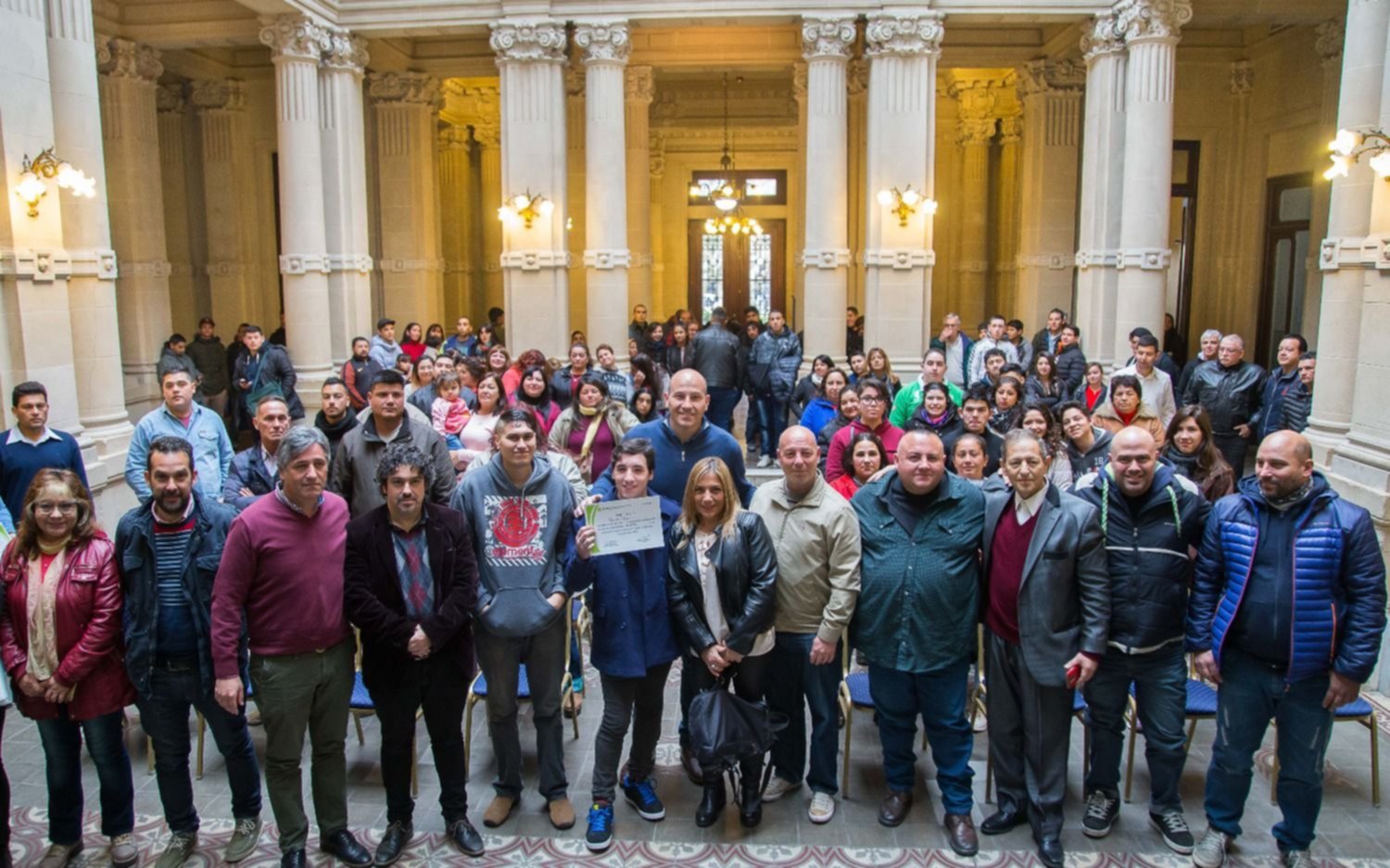 Alumnos recibieron certificado de formación laboral