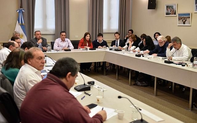 Universitarios: los gremios pondrán a consideración la propuesta del Gobierno