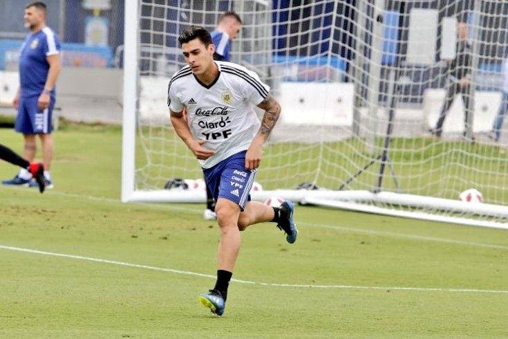 Scaloni probó un equipo con Rulli como titular