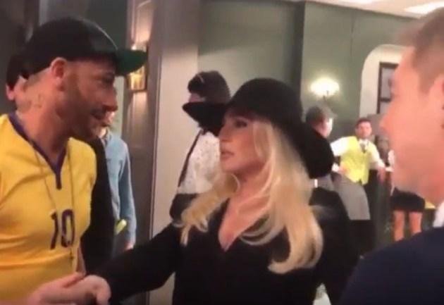 Susana no reconoció a Bossi disfrazado