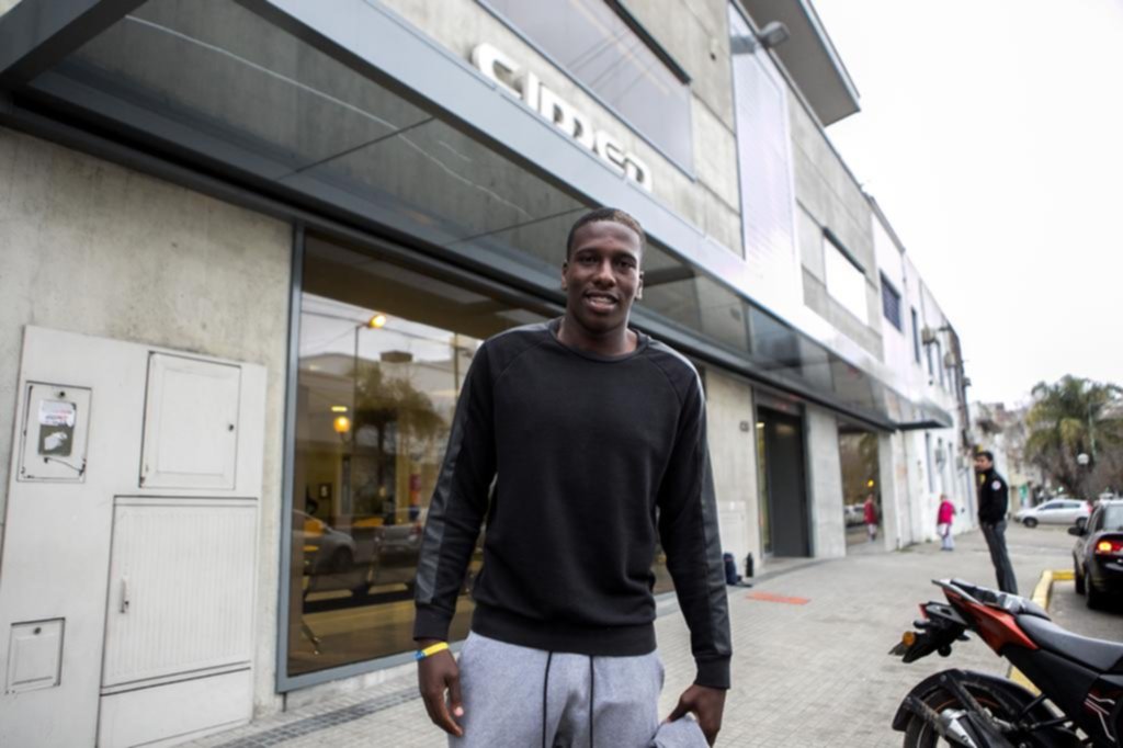 La Federación venezolana dio luz verde para que Jan Hurtado pueda ser jugador del Lobo