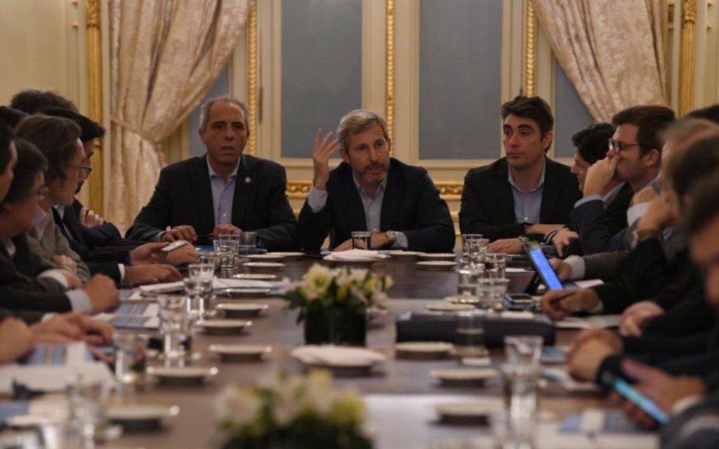 Crece la presión de las provincias para que Nación transfiera subsidios al transporte