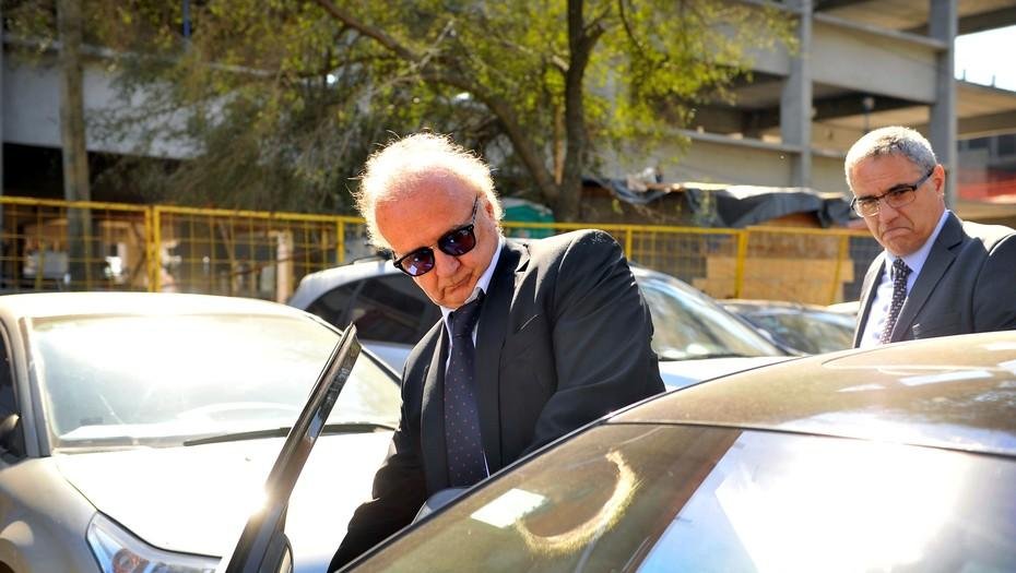 Clarens amplió el listado de empresarios que ofrecían coimas y apuntó a Kirchner