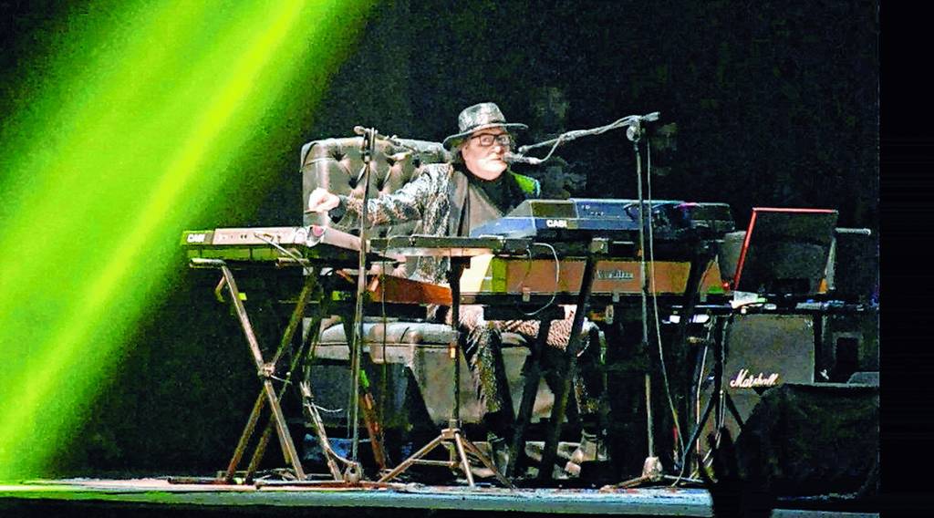 Susto por Charly: no pudo terminar un show en Rosario