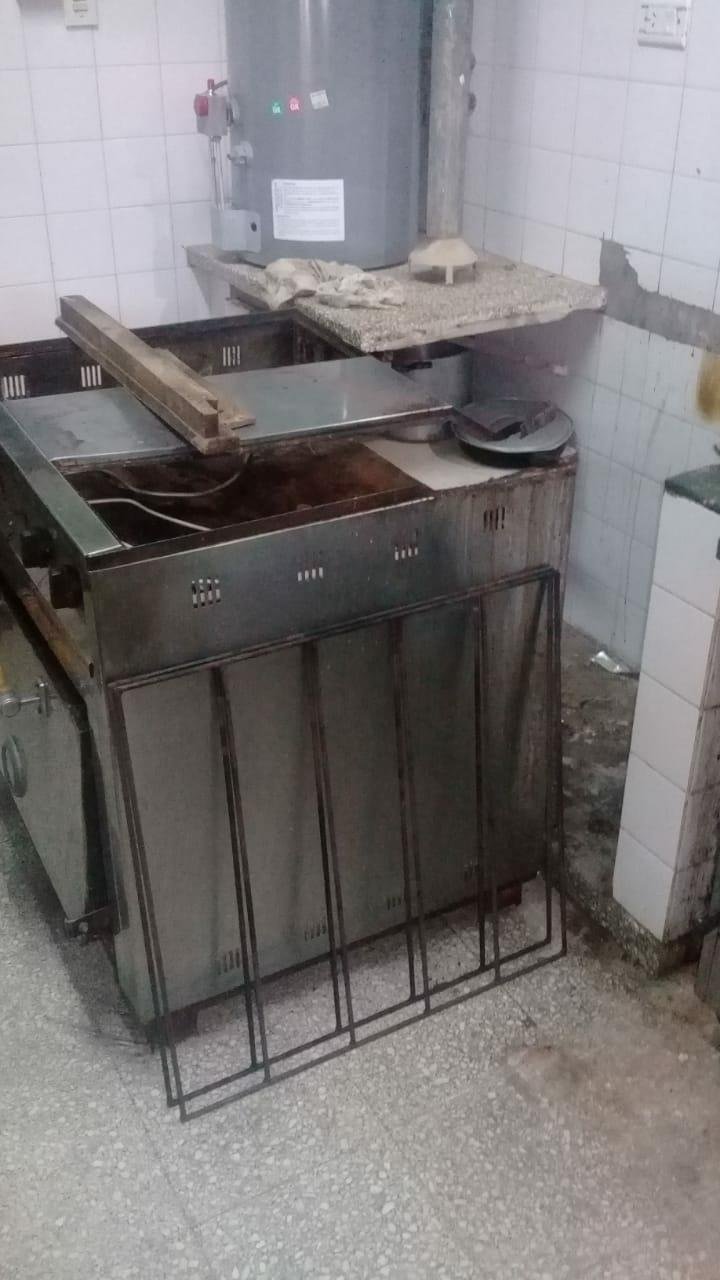 Por falta de aulas, en Gorina van a la escuela hasta las 23