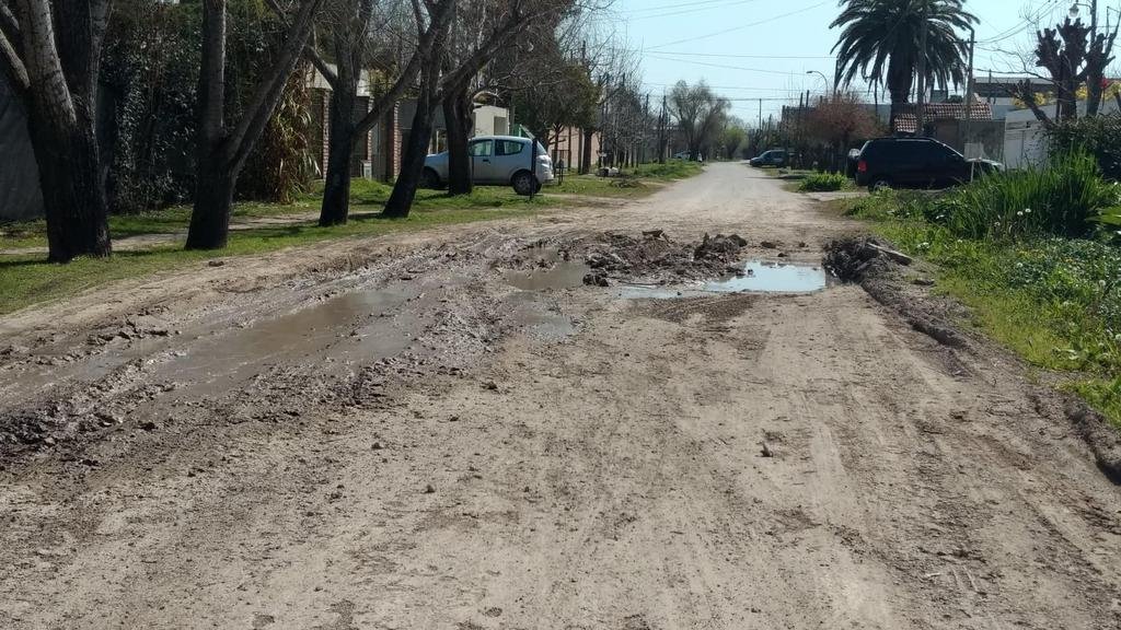 Deplorable estado de la calle 6 entre 505 y 506