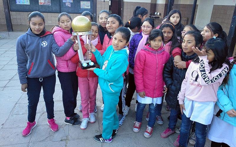 Estudiantes llevó la Copa del Mundo a tierras jujeñas