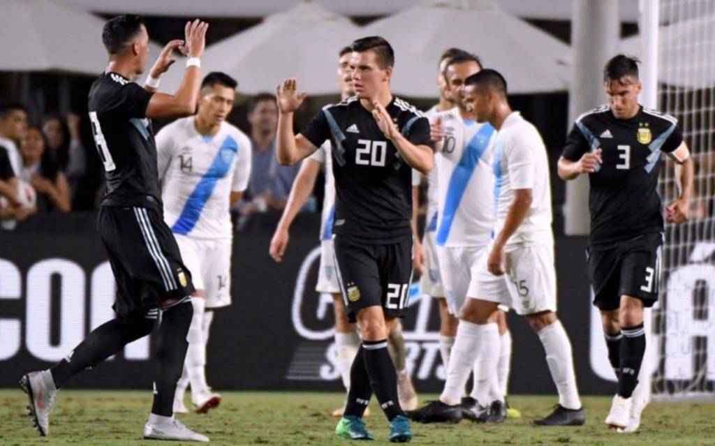 Argentina le ganó a Guatemala, en el primer partido post Mundial: mirá los goles