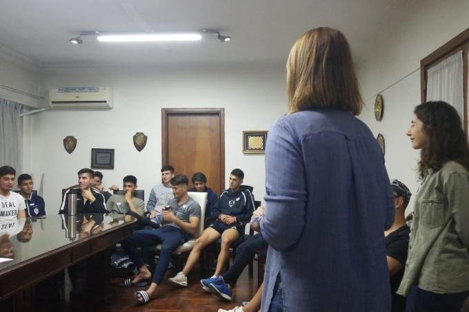 Hubo una nueva jornada de capacitación para los pibes que viven en la Sede