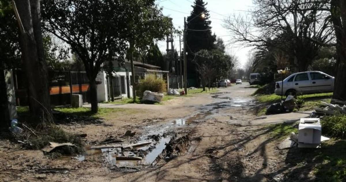 Hartazgo vecinal en City Bell por el estado de las calles: un vecino ...