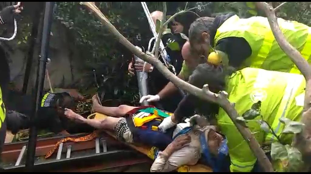 Dramático rescate de una jubilada de 95 años que estuvo 14 horas en un pozo