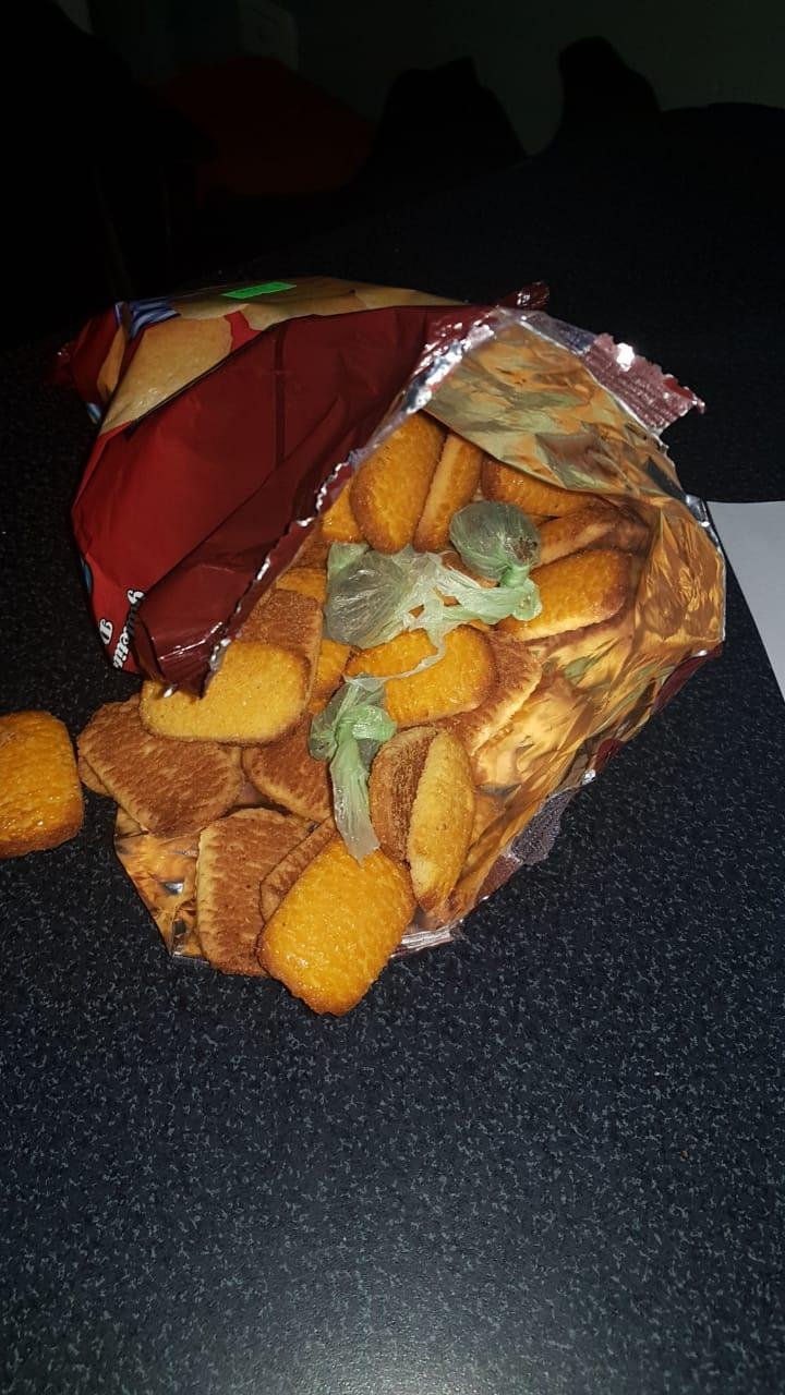 Encontraron galletitas con “sorpresa” en la comisaría de Punta Lara