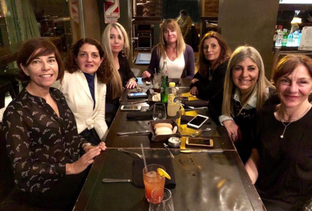 De recorrida por la noche platense