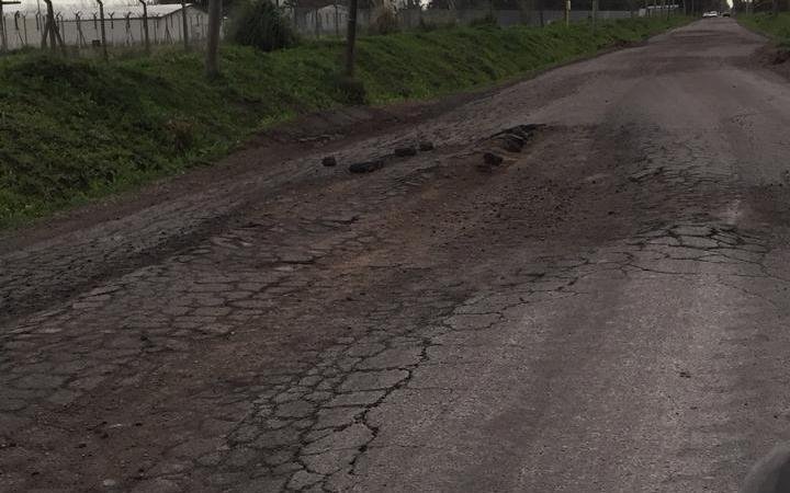 Por los pozos, no pasa el micro por la 501 de Gorina