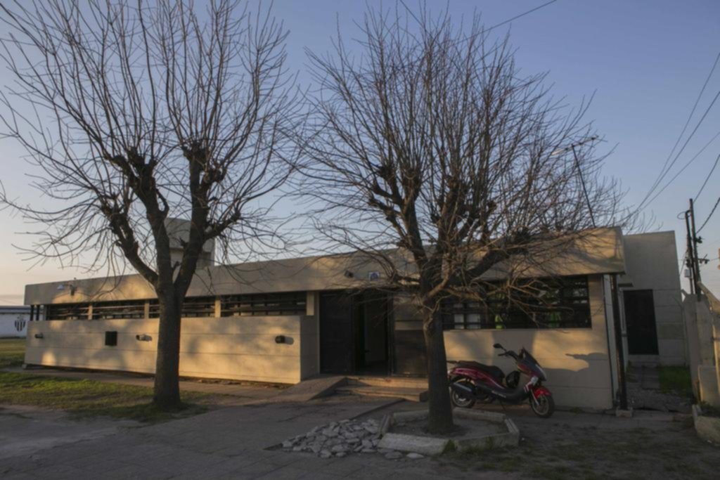 Salen a denunciar el “colapso” del centro de salud de El Mercadito